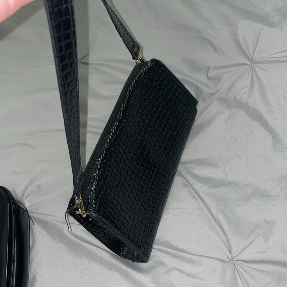 BUNDLE: Black Purses ✨⭐️ - Picture 3 of 12
